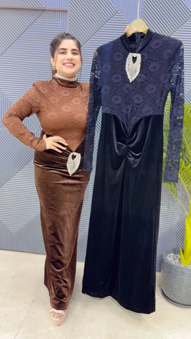 PREMIUM WINTERWEAR VELVET DRESS WITH BROOCH GGR3484