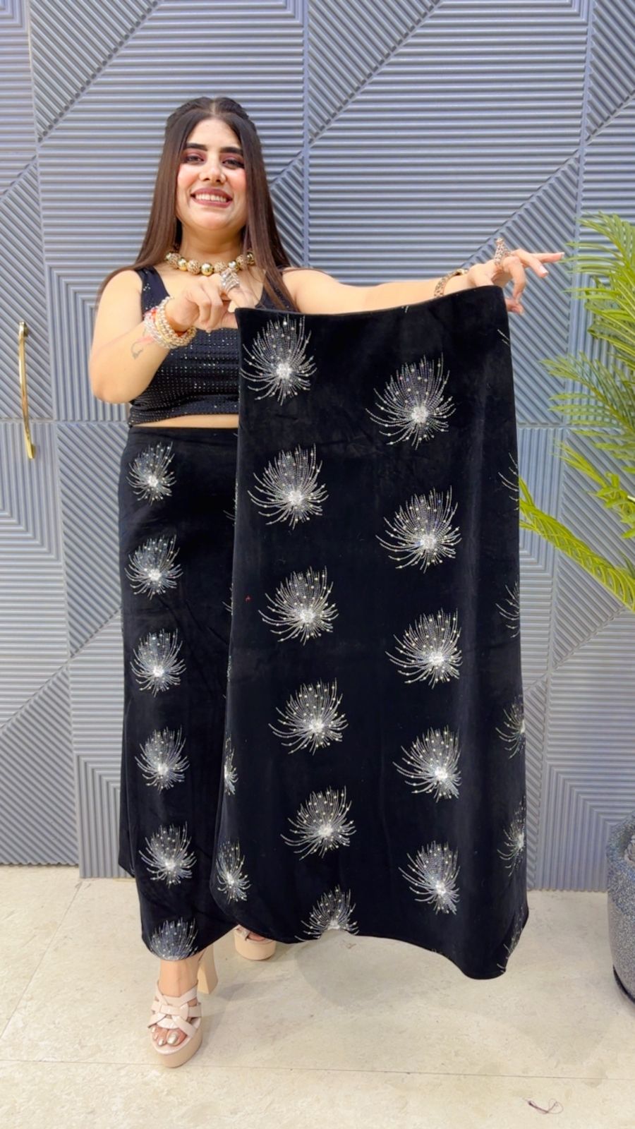 BEAUTIFUL VELVET SKIRT GGR3802