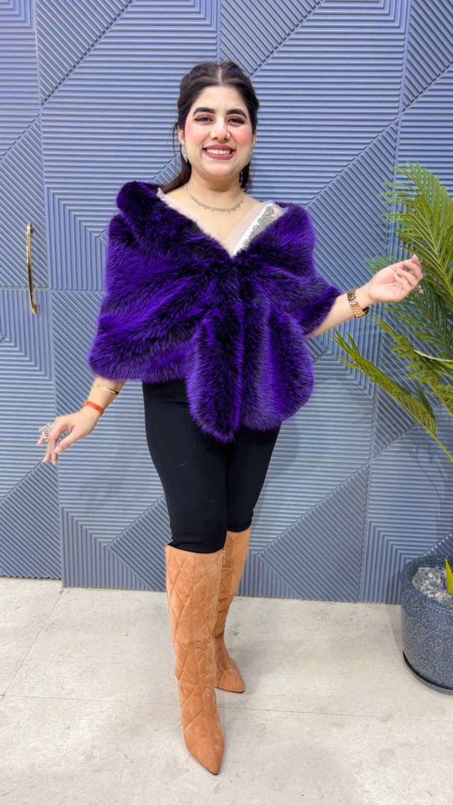 BEAUTIFUL FURR CAPE GGR3807