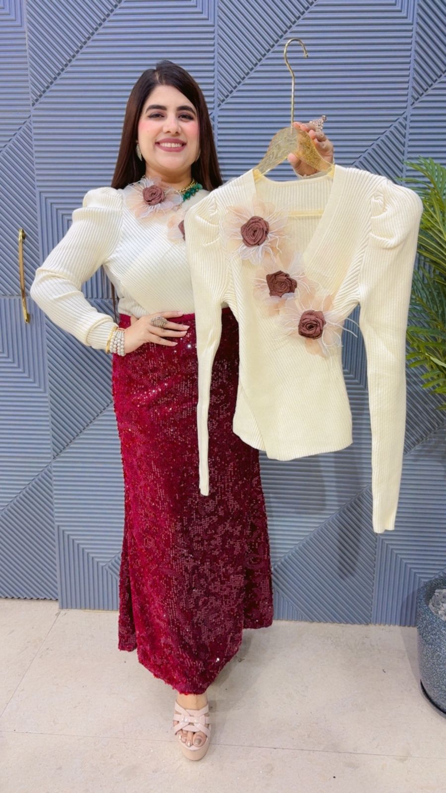 BEAUTIFUL FLOWER TOP GGR3828