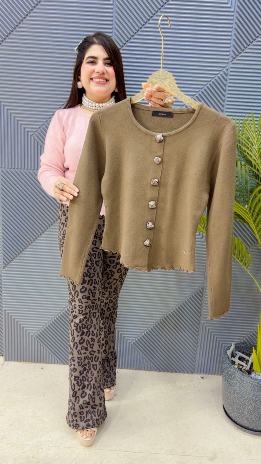 BEAUTIFUL TOP GGR3854