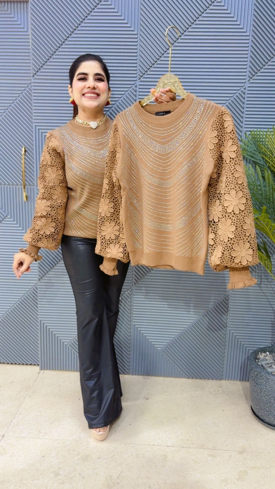 BEAUTIFUL FLOWER SLEEVE TOP GGR3931