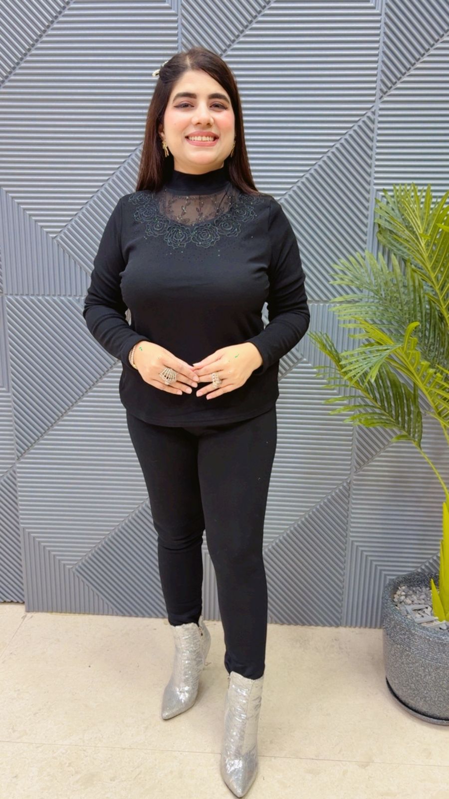 BEAUTIFUL FLECE TOP GGR4006