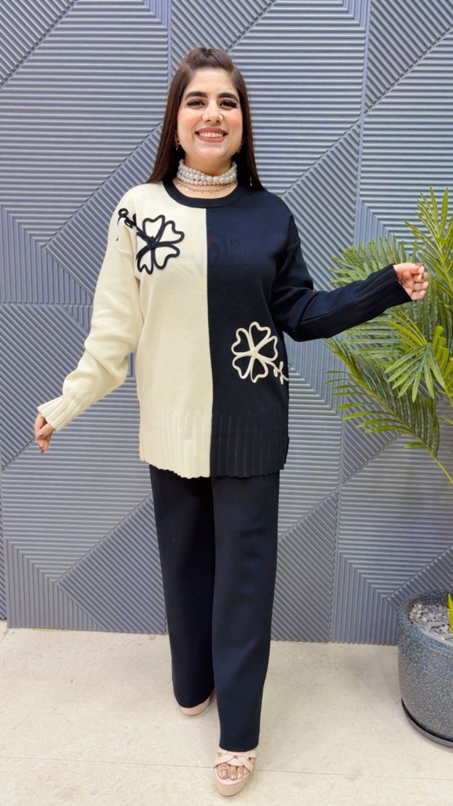 BEAUTIFUL FLOWER CORD SET GGR4090