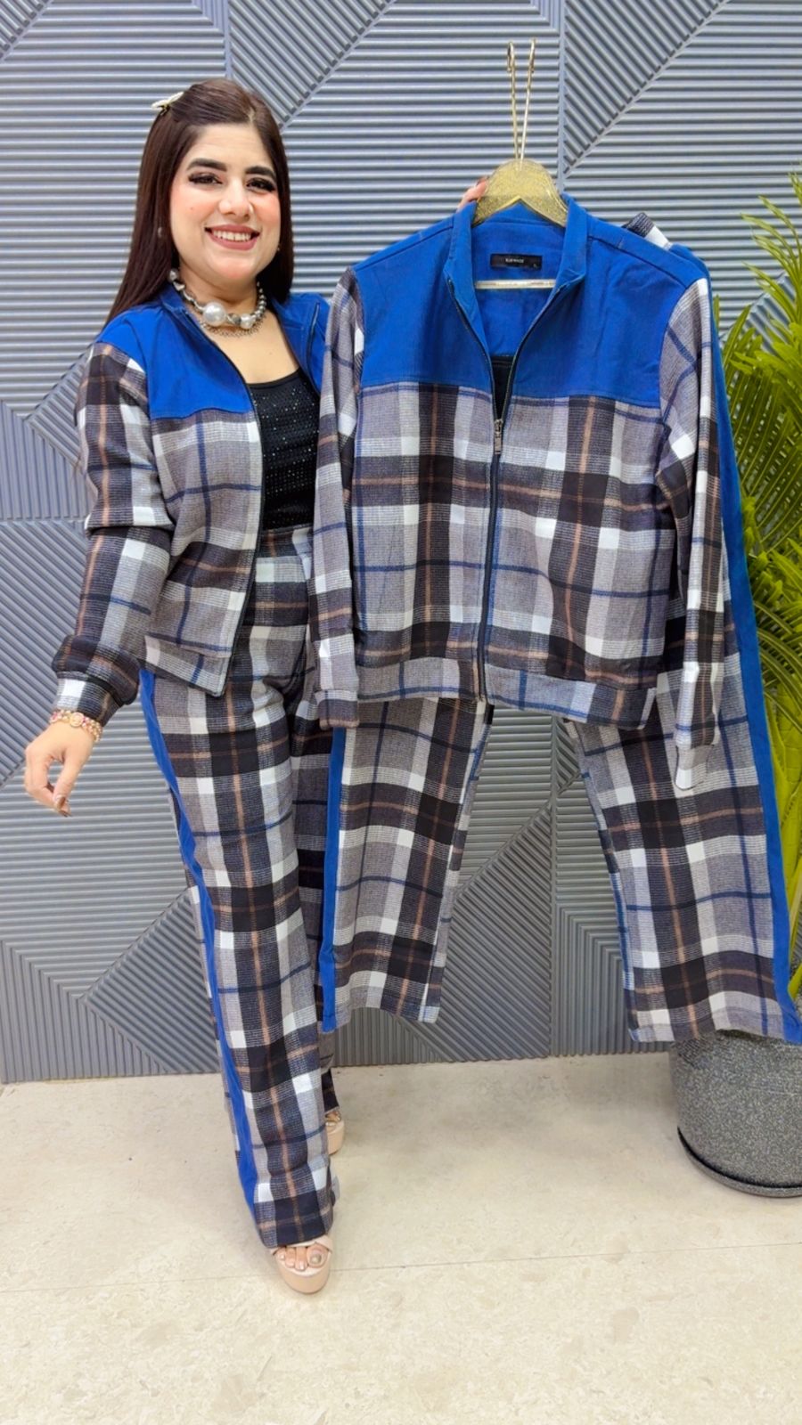 BEAUTIFUL FLEECE CHECK CORD SET GGR4092