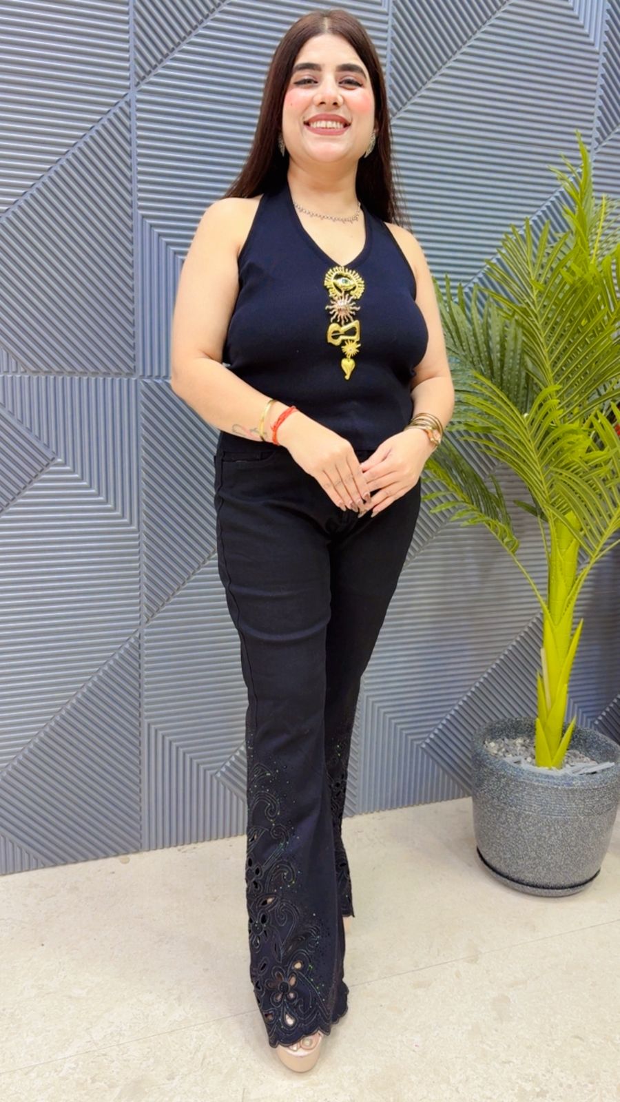 BEAUTIFUL HALTER NECK TOP GGR4138