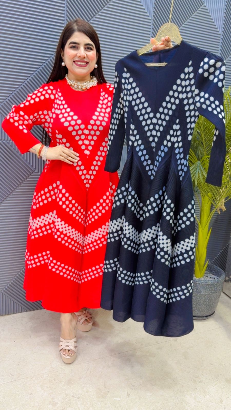 BEAUTIFUL POLKA WRINKLE DRESS GGR4210 Girls Glitters