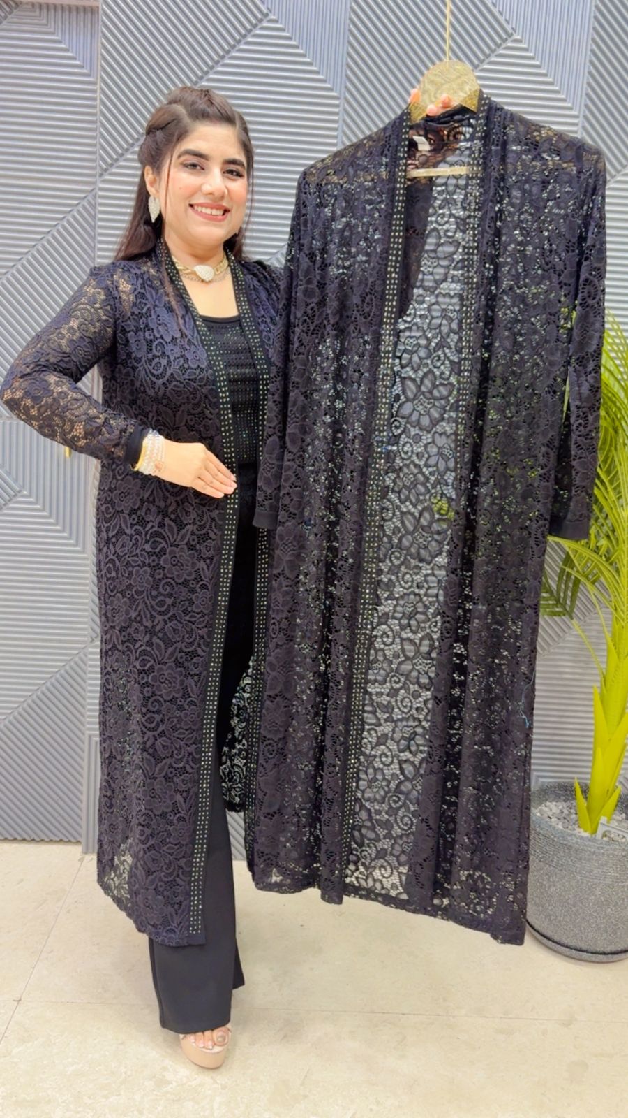 BEAUTIFUL LACE SHRUG GGR4254 Girls Glitters