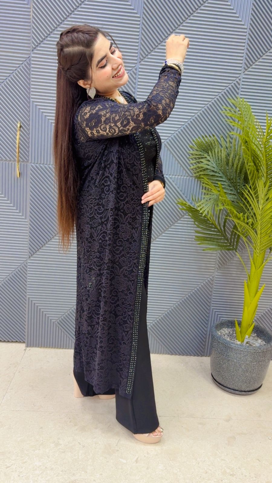 BEAUTIFUL LACE SHRUG GGR4254 Girls Glitters