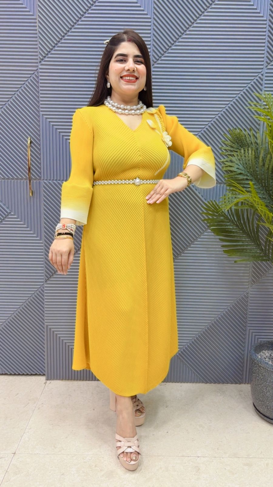 BEAUTIFUL WRINKLE DRESSWITH BELT GGR4275 Girls Glitters