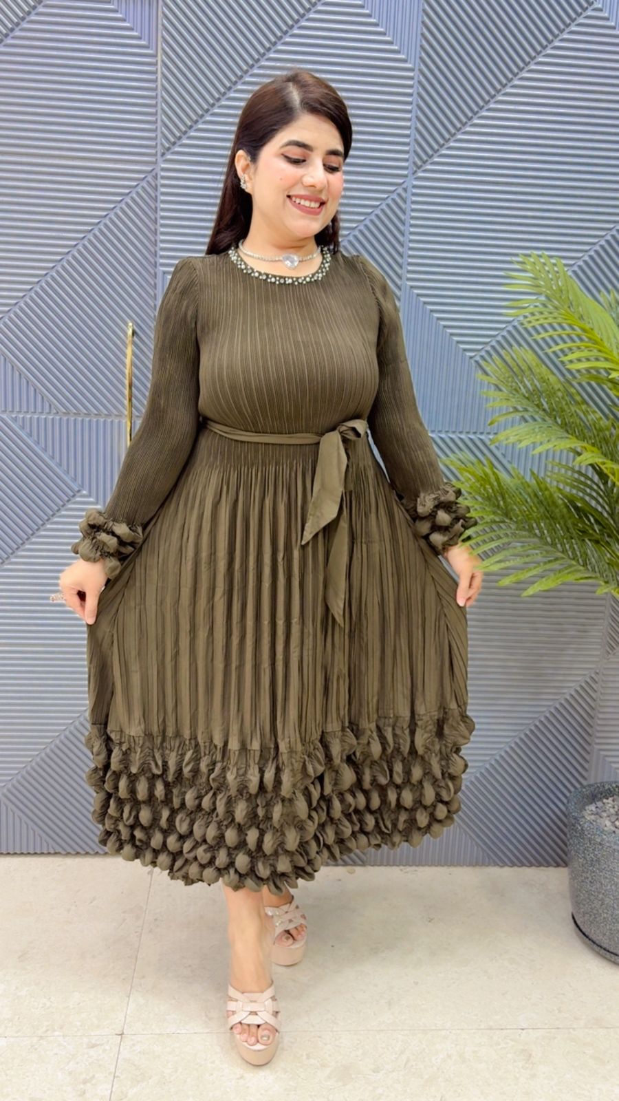 BEAUTIFUL WRINKLE DRESS GGR4367 Girls Glitters