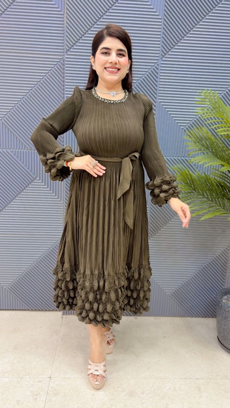 BEAUTIFUL WRINKLE DRESS GGR4367 Girls Glitters