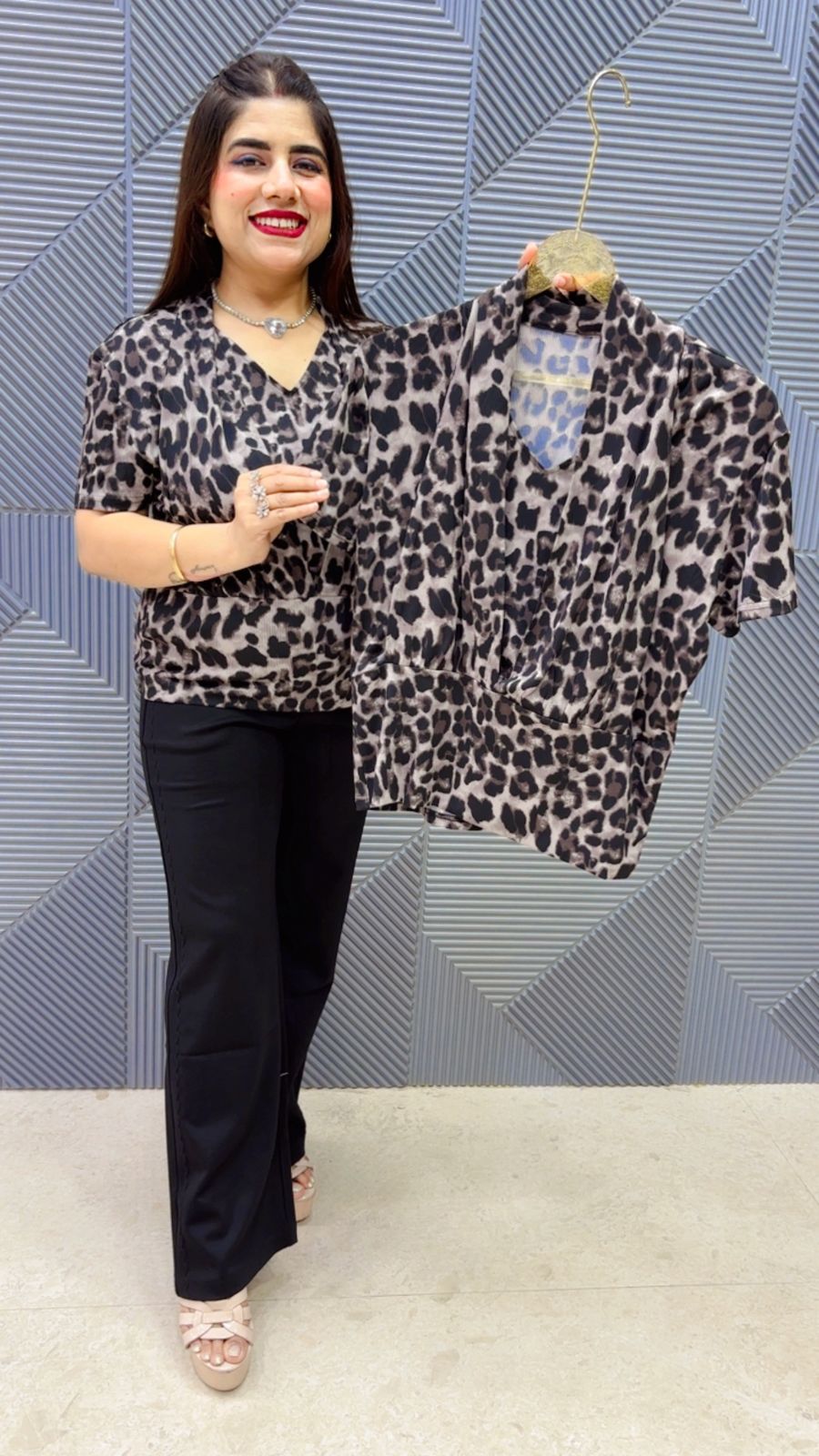 BEAUTIFUL LEAPORD TOP GGR4953 Girls Glitters
