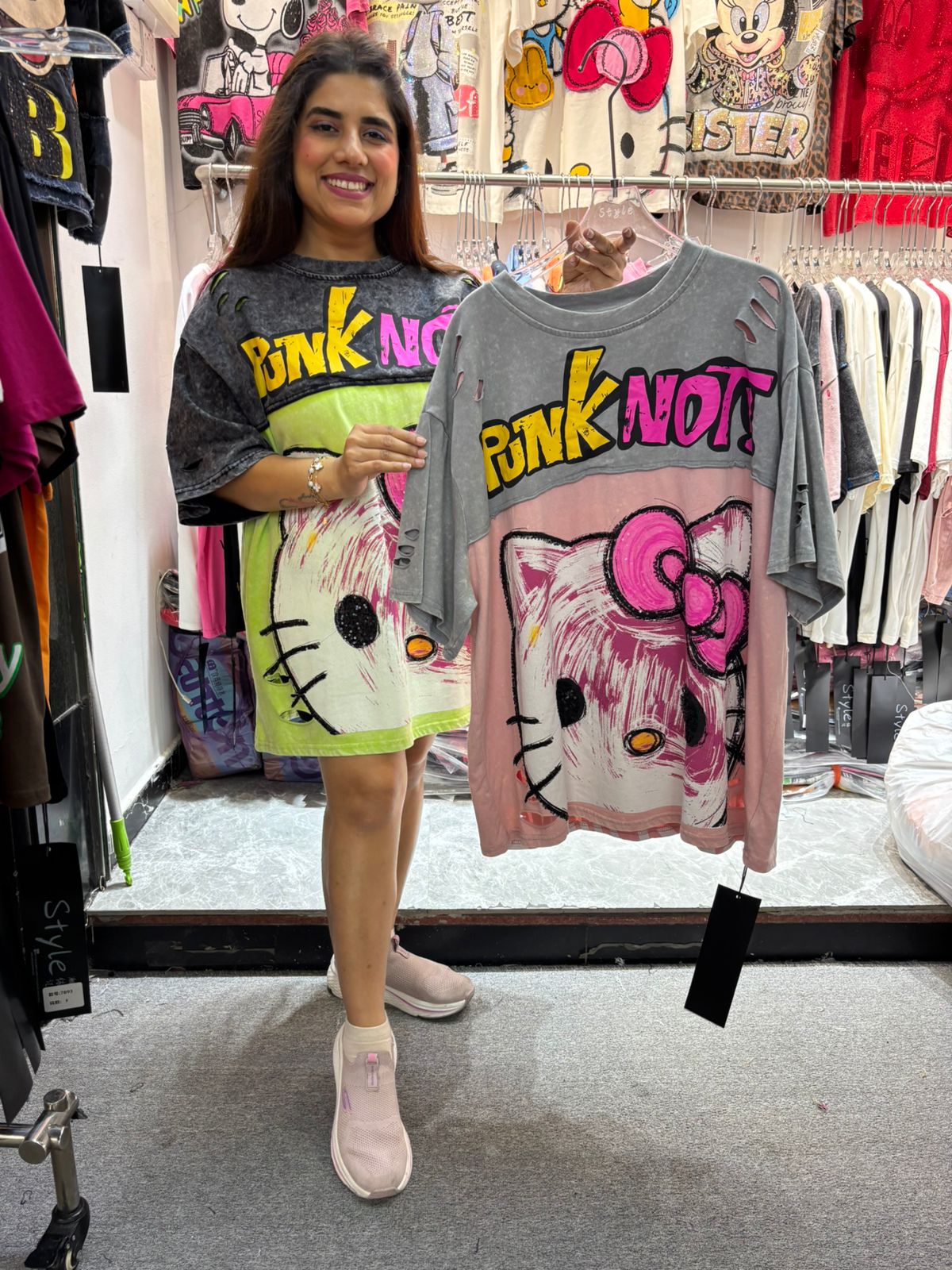 BEAUTIFUL T-SHIRT PUNK NOT! GGR4988 Girls Glitters