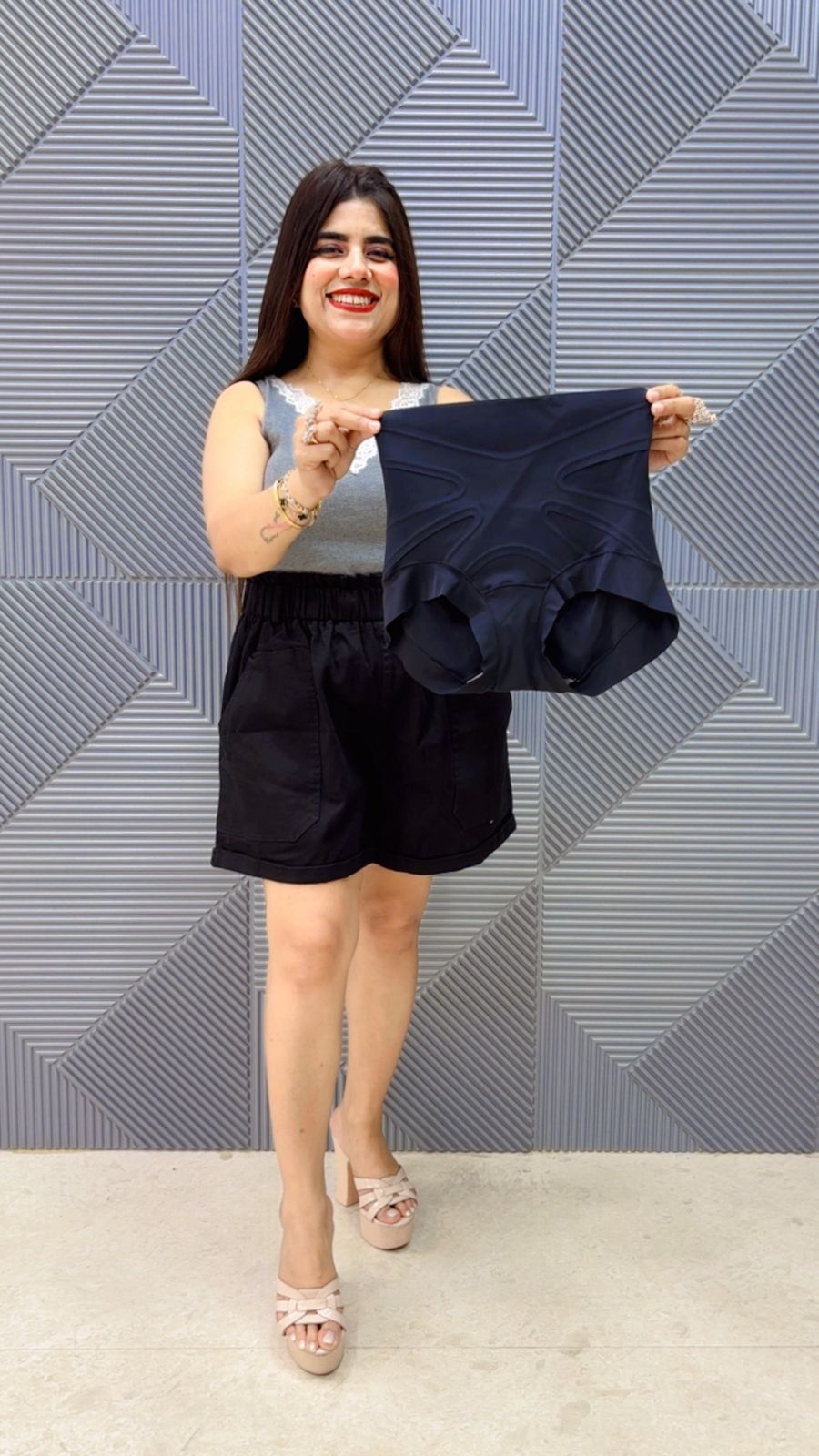 BEAUTIFUL SHORT TUMMY TUCKER GRR5003 Girls Glitters