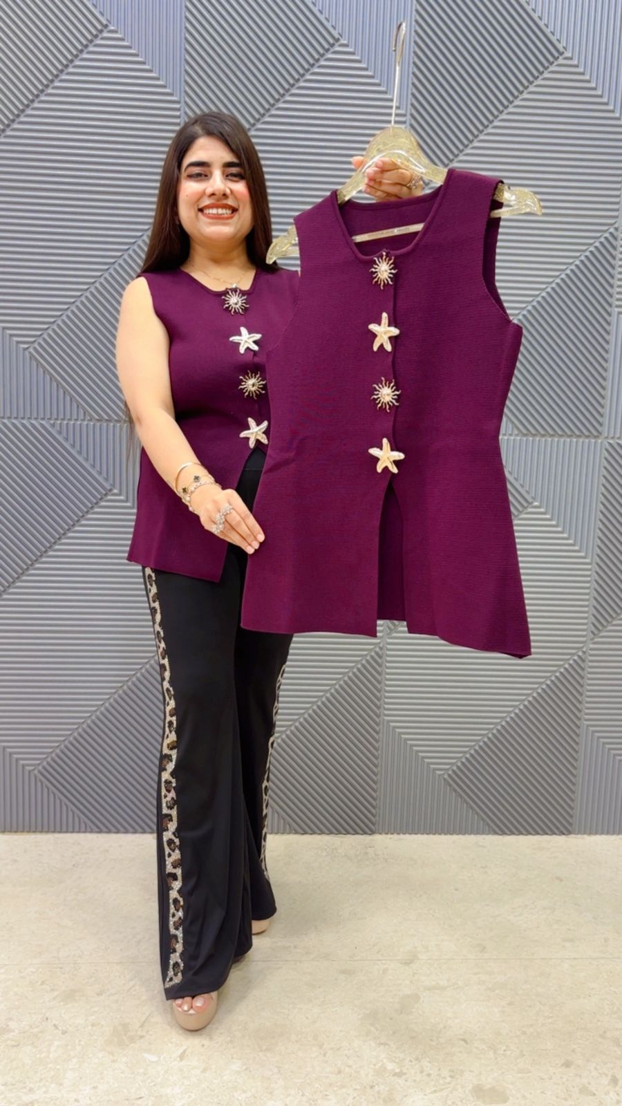 BEAUTIFUL CUT SLEEVE STAR FISH TOP WITH GGR5007 Girls Glitters