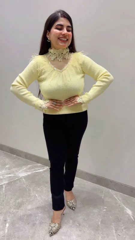 BEAUTIFUL PREMIUM DESIGNER TOP WITH NECKLINE GGR5683 Girls Glitters