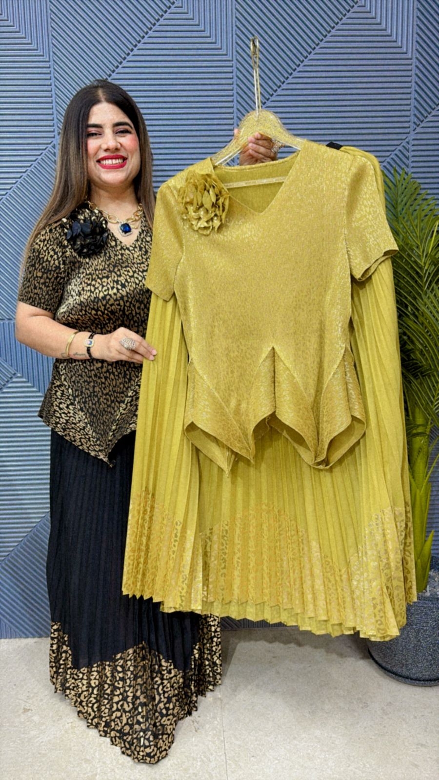 BEAUTIFUL PLEATED DREES GGR1369