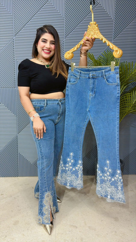 JEANS WITH LACE WORK GGR1477