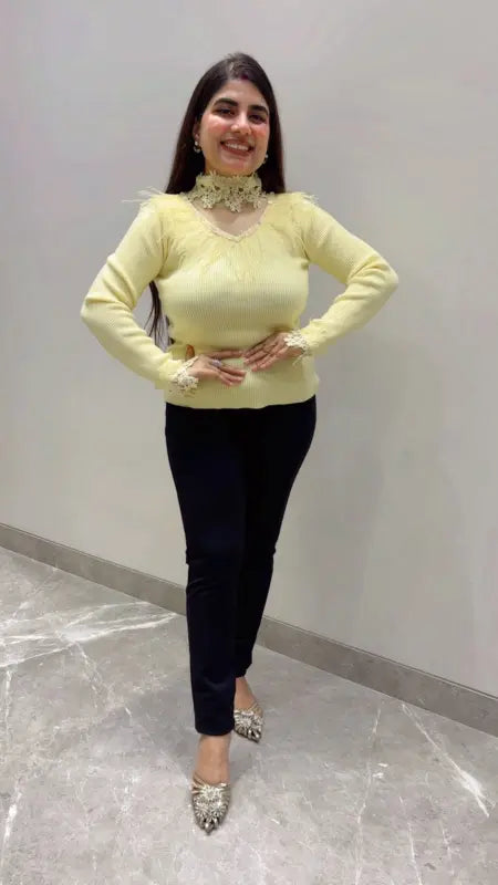 BEAUTIFUL PREMIUM DESIGNER TOP WITH NECKLINE GGR5683 Girls Glitters